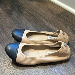 Steve Madden Flats